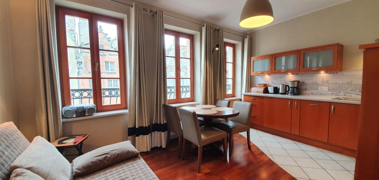 Patio Apartments - Old Town Гданськ Екстер'єр фото
