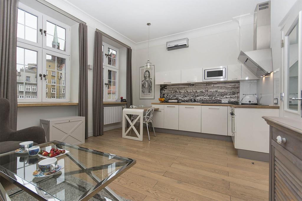 Patio Apartments - Old Town Гданськ Екстер'єр фото