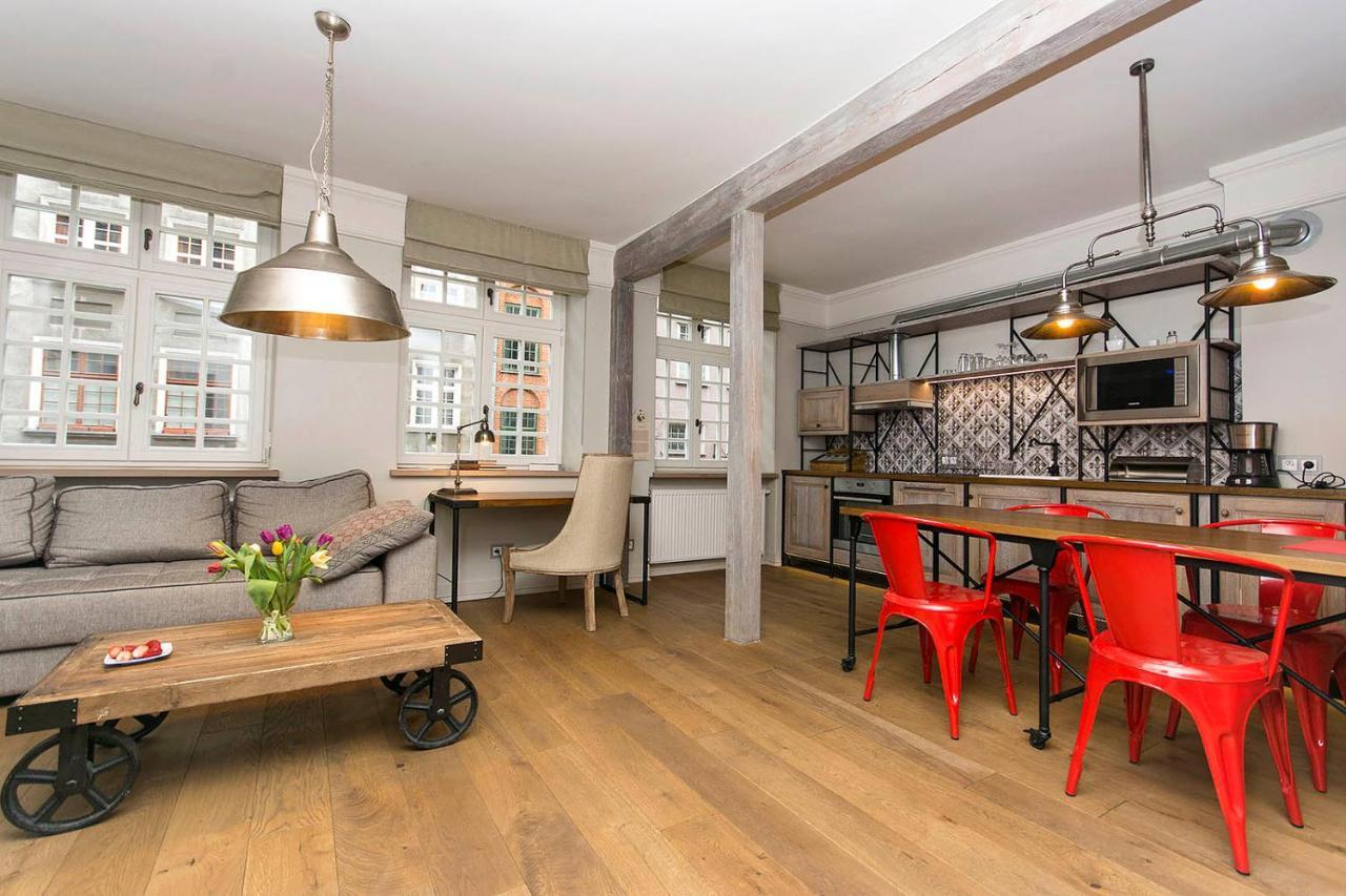 Patio Apartments - Old Town Гданськ Екстер'єр фото